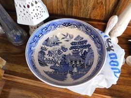 Blue Willow Serving Bowl