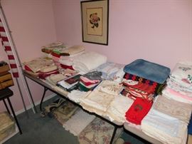 Blankets and Table Linens