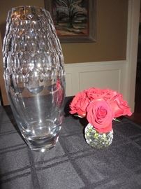 MONIQUE LHUILLIER ATELIER VASE
ROYAL DOULTON CRYSTAL
