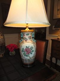 RED ROSE CHINESE LAMP

