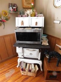 White Enamel and Cast Iron Victor Junior Stove