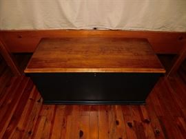 Thomasville Blanket Chest