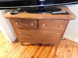 Oak Chest