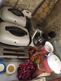 Assorted Kitchenware