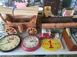 Clocks/Wagon Light