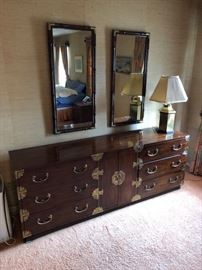Vintage Henredon Dresser with mirrors