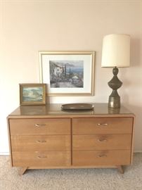•	1950s Danish Modern / Mid-century modern credenza