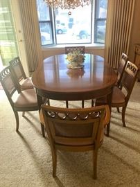 •	1960's Hollywood Regency Dining Room table with 6 chairs