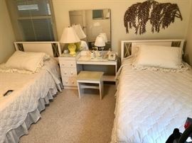 1960s mod bedroom set Hollywood Regency style!