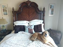 Bernhardt queen size mahogany bed, with Bella option.