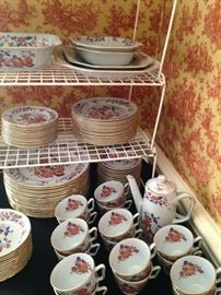 Spode Fine Stone Bowpot china (Bowpot is taken from a Chinese porcelain design) 