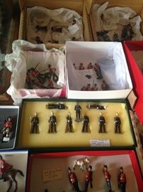 A great variety of soldiers