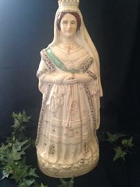 Staffordshire figurine - "Queen of England" 