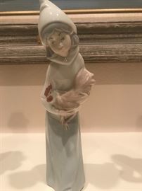 LLADRO SHEPHERDESS GIRL WITH ROOSTER 4677 MATTE FINISH 73/4" HIGH MINT CONDITION