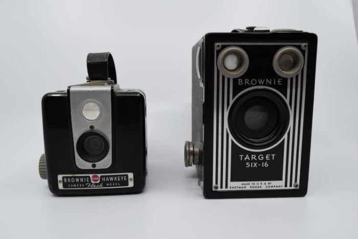 Pair of Vintage Kodak Brownie Box Cameras https://ctbids.com/#!/description/share/101263