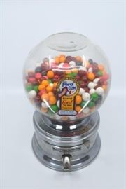Vintage Ford 1-cent Gumball Machine   https://ctbids.com/#!/description/share/101317