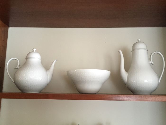 "Romance" pattern of China from Germany. Larger pieces designed by Rosenthal artist Bjorn Wiinblad.