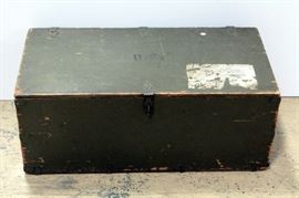 Army Style Storage Foot Locker 13"H x 32"W x 13.5"D