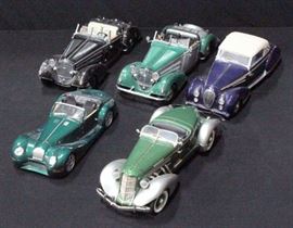 Ertl Die Cast 1:18 1935 Auburn Boattail Speedster, Sunstar 1938 Horch 855, Qty 2, Maisto Morgan Aero 8, Signature 1947 Delahaye
