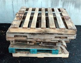 Large Lot Wood Pallets And Skids