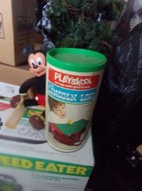 Vintage Lincoln Logs