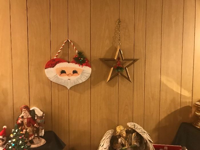 Assorted Christmas & Holiday Decor
