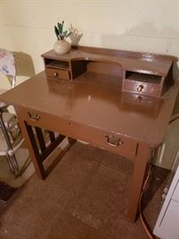 Vintage/antique desk