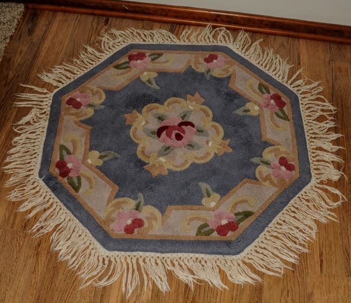 ORIENTAL STYLE SMALL CARPET