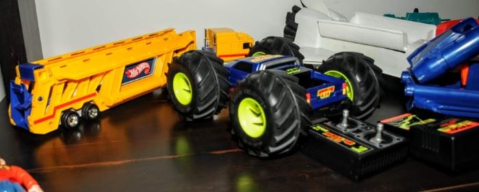 PART OF A HUGE PLASTIC TOY COLLECTION