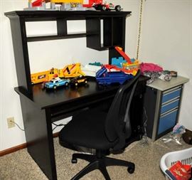 COMPUTER DESK AND CHAIR ~ SEPARATE FILE CABINET