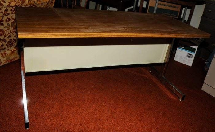 NICE MID-CENTURY COMPUTER DESK