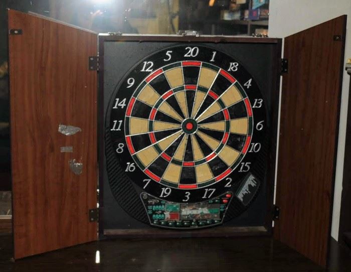 DARTS