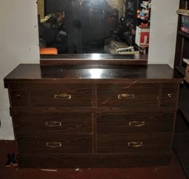 UTILITY DRESSER