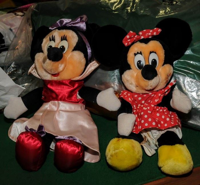 MICKEY AND MINNEY DOLLS