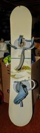 LIKE NEW SNOW BOARD