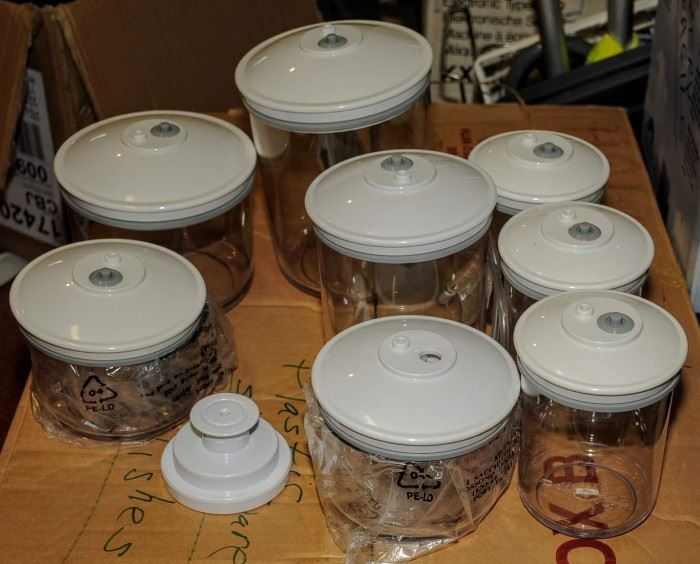 SET OF VACUUM SEAL JARS