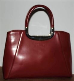LIKE NEW GUCCI HAND BAG
