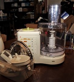 BRAUN DELUXE FOOD PROCESSOR