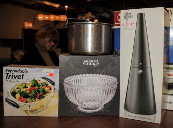 NOS GOURMET KITCHEN COOKWARE + MINI VAC