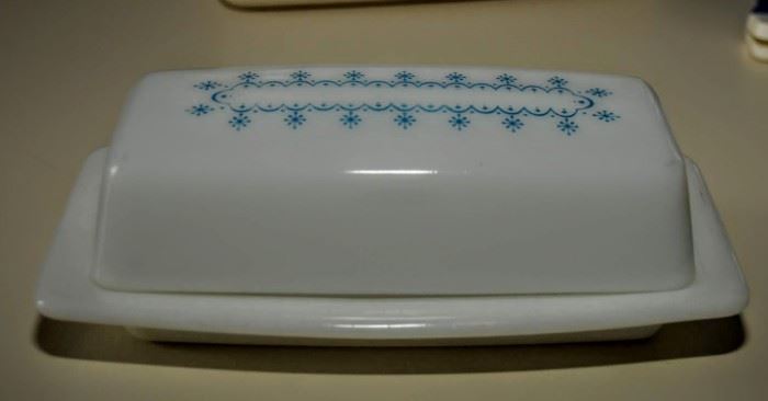 PYREX BUTTER DISH