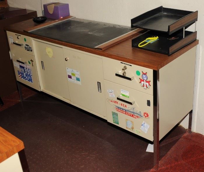 METAL CREDENZA
