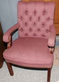 UPHOLSTERED SIDE CHAIR