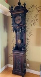 Berliner: German grandfather clock