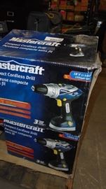 Mastercraft 18V Cordless Drill Kits.