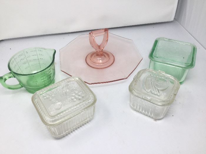 Vintage Depression Glass https://ctbids.com/#!/description/share/102038