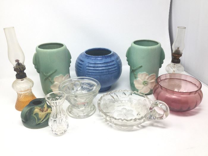 Roseville Collection and More https://ctbids.com/#!/description/share/102079
