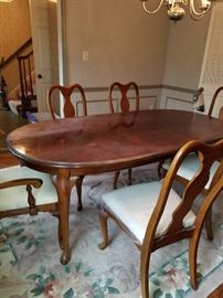 Gorgeous Dining Room Table 6 Chairs, Light Fixtures and Rug Cash and Carry