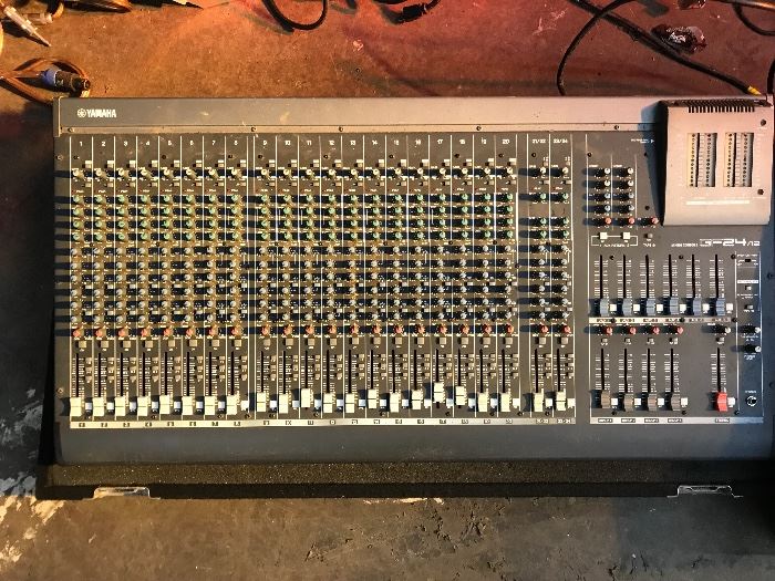 Yamaha 24 Channel Portable Sound Board