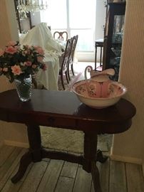 Sofa table - vintage pitcher with bowl