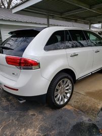 2011 Lincoln MKX - 137,000+, leather heated & air seats, full moon roof, bluetooth. $10,000 - cashier check from area bank.